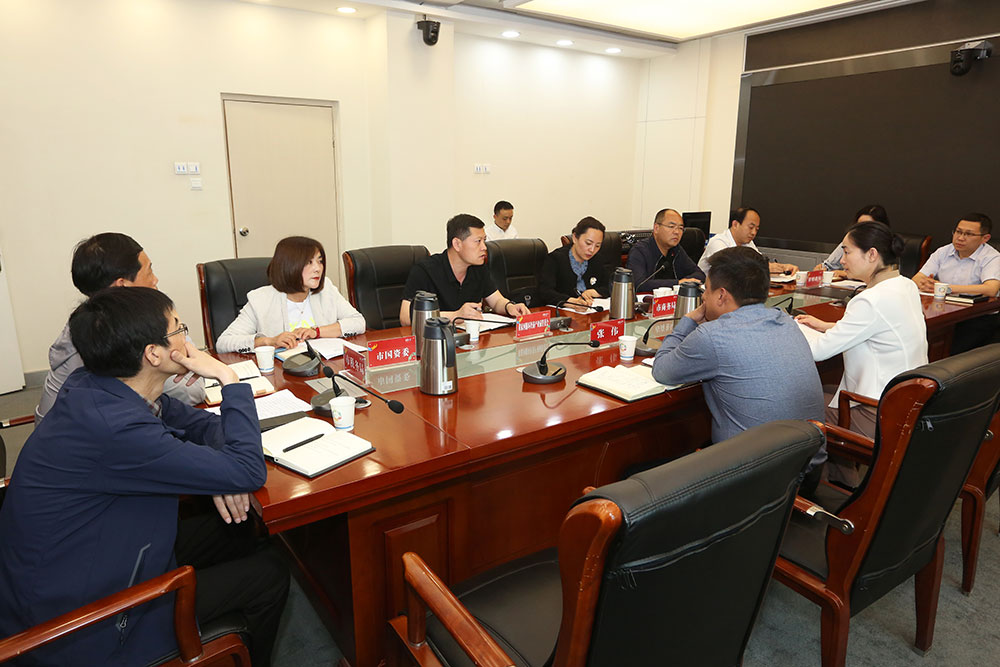 跟钱有关的小短剧剧本,跟钱有关的小短剧剧本大全